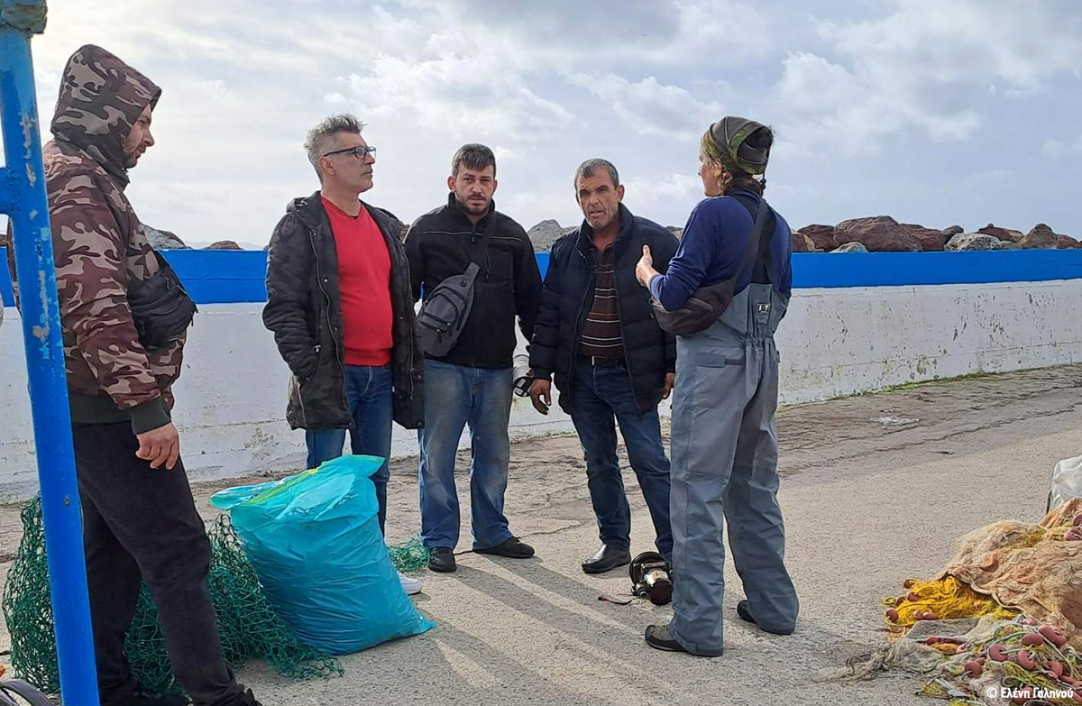Talking to fishers Skala Kallonis Eleni Galinou cr